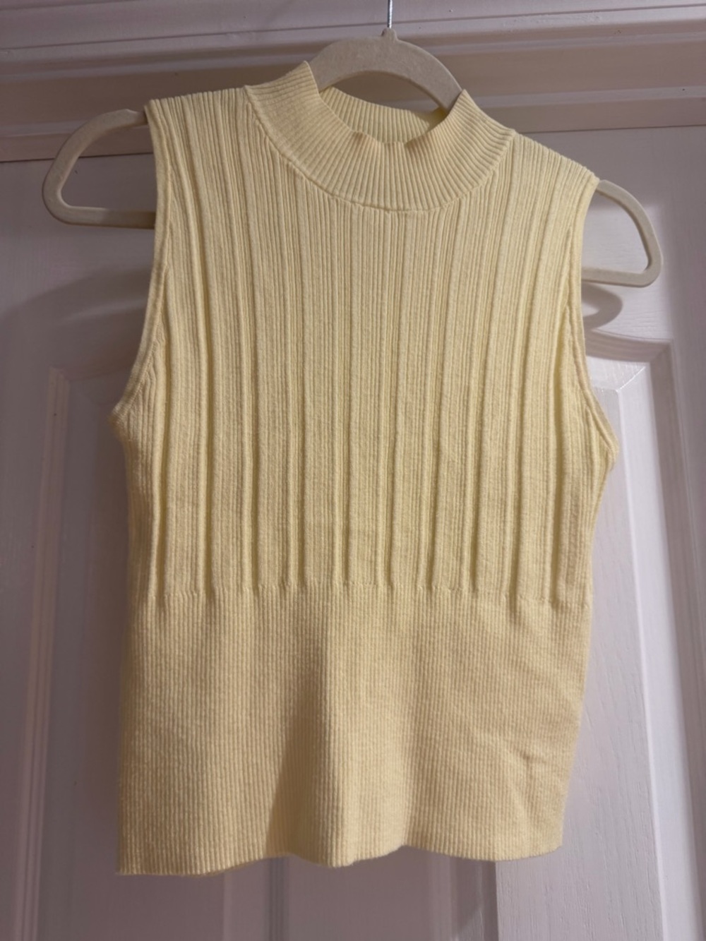House of Harlow 1960 Pale Yellow Ribbed Mock Neck Top